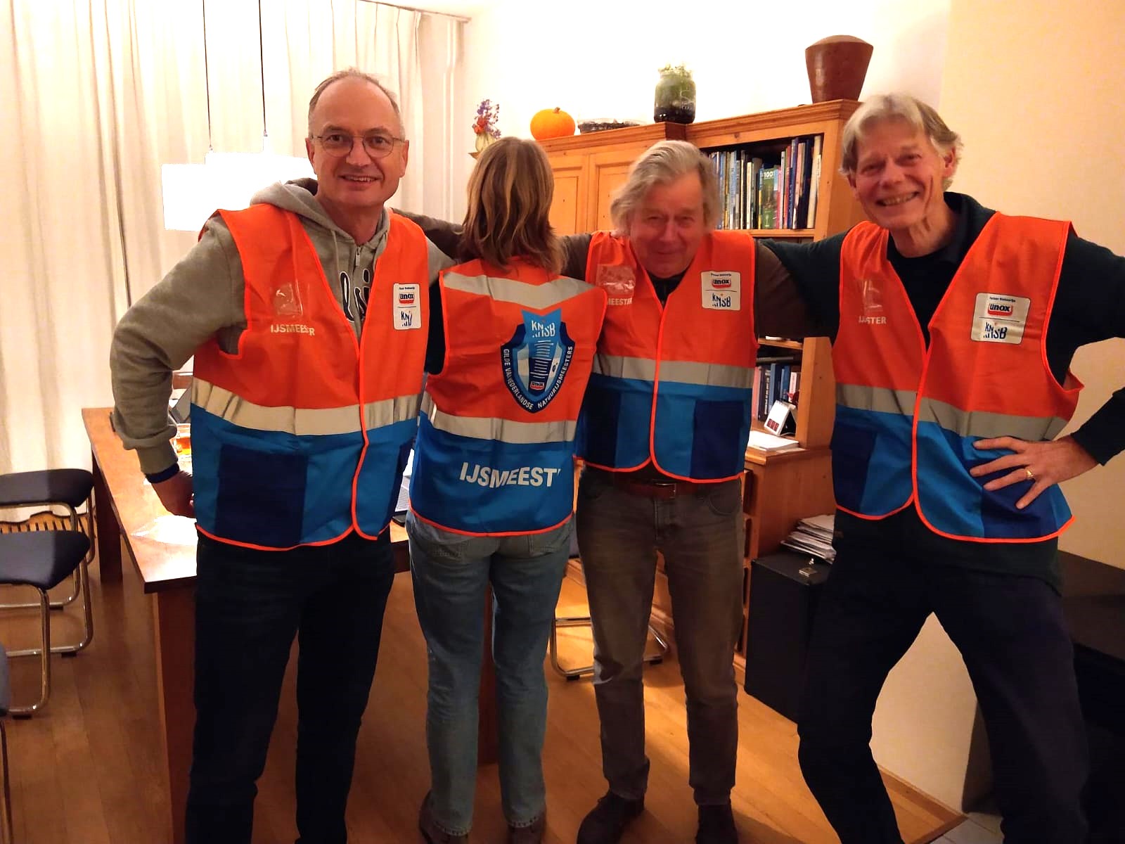 blij met de nieuwe hesjes, 4 december 2024